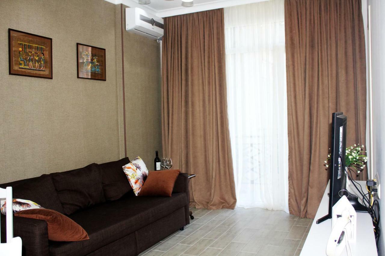 Batumi-Cozy Apartment Eksteriør bilde